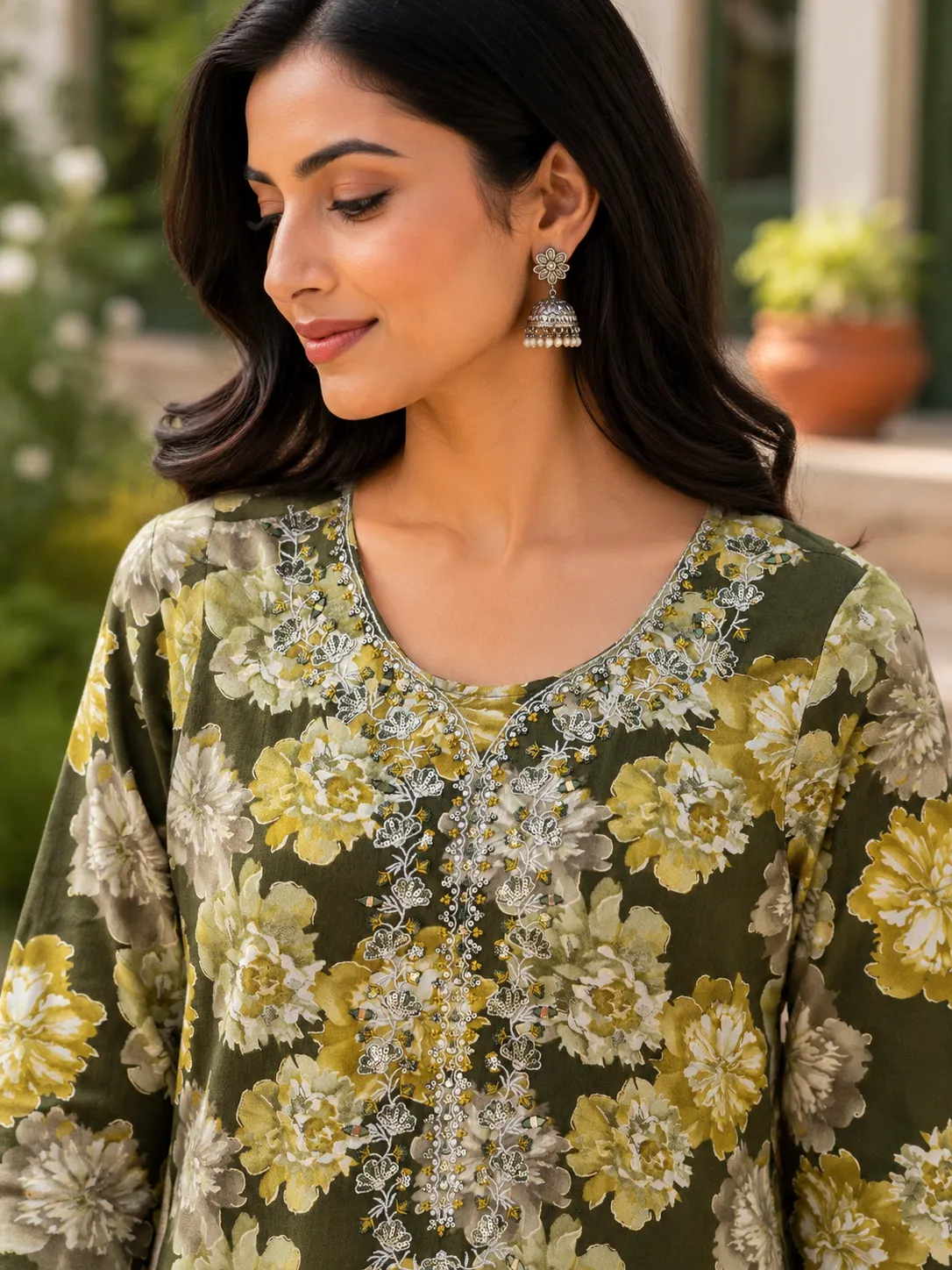 Green Floral Embroidered Rayon Kurti